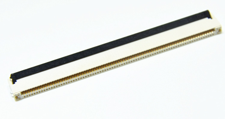 歐姆龍連接器XF3M：旋轉鎖定，高密度互聯新標桿